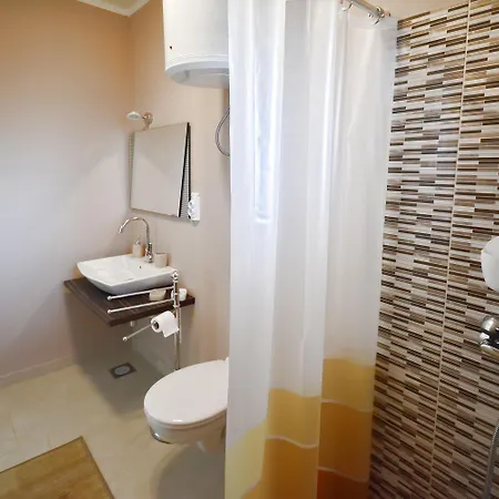 Apartamento Traumhaftes Mit Salzwasserpool, Willkommendrink, Grillbereich - Bei Rovinj Pajkovici